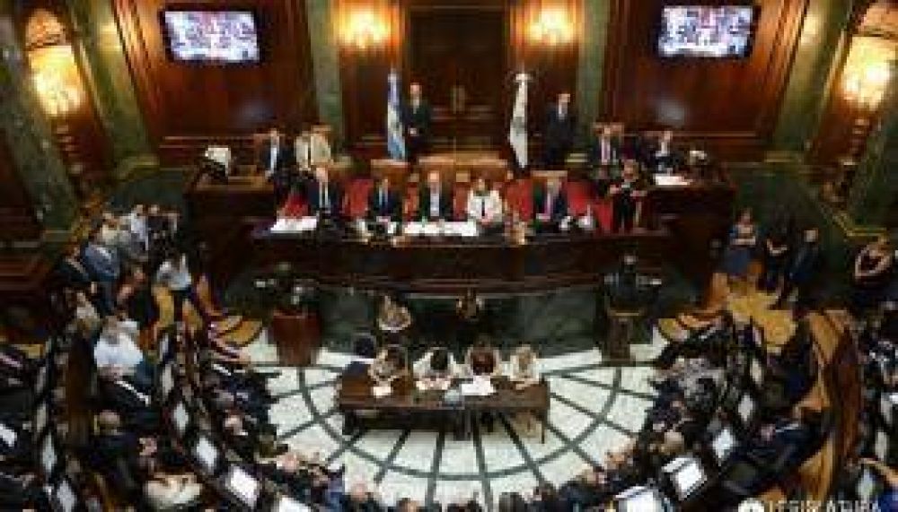 Todas las repercusiones legislativas del discurso de Larreta