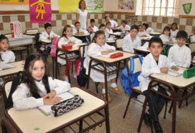 EL INICIO DE CLASES SER� EN VOLC�N