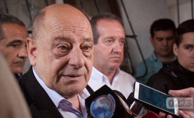 Pol�mica: Arroyo removi� al director de Contrataciones del municipio