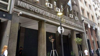 Hist�rico: dar�n a conocer los nombres de los presos, desaparecidos y exiliados indemnizados por el Estado