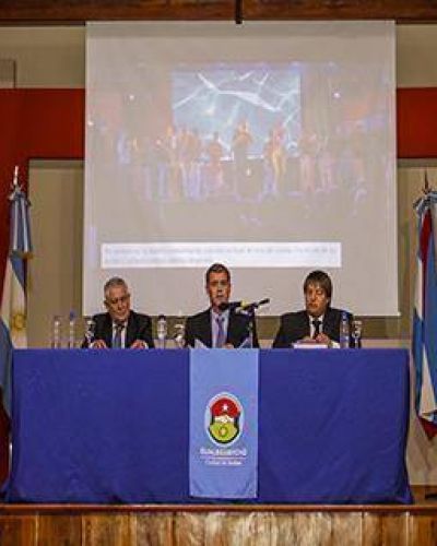 Piaggio: �La grandeza de Gualeguaych� nos interpela por encima de los partidos pol�ticos�