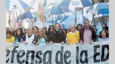 Gobierno porte�o llam� a gremios docentes una nueva reuni�n paritaria