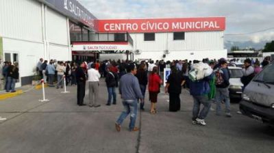 Municipales de Salta aceptan el 16%, pero esperan mejoras