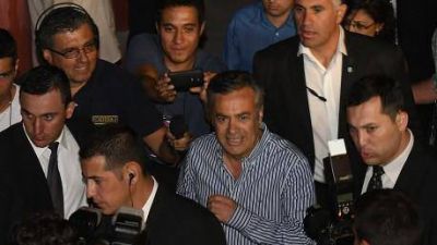 Aumento por decreto y un comienzo de clases incierto
