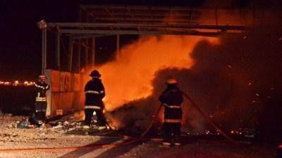 Un incendio afect� la planta del GIRSU
