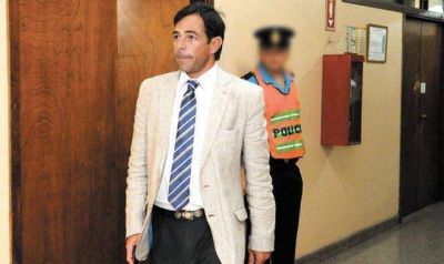 Renunci� el fiscal adjunto del procurador, Fernando Guzzo, y contin�a como fiscal de C�mara