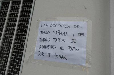 Casi total la adhesi�n en Jun�n al paro docente