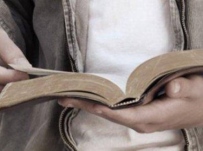 Mayor�a de cristianos no conocen la Biblia, dice estudio