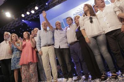 En un acto de La Bancaria, Palazzo convoc� a la unidad sindical para combatir el macrismo