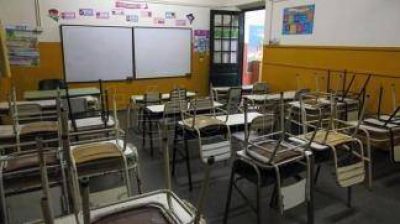 Los docentes bonaerenses decidir�n hoy 