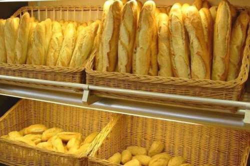 A comer galletitas de agua: aumenta el precio del pan en Salta