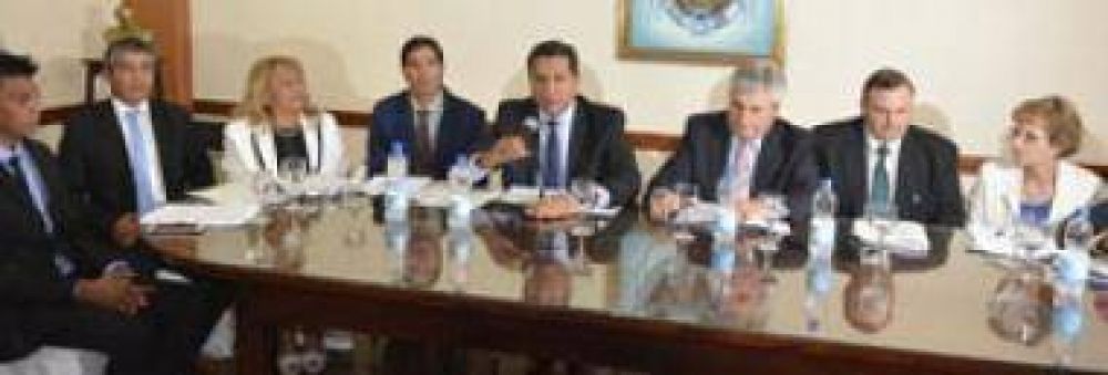 El municipio donar� terrenos para que se construyan escuelas