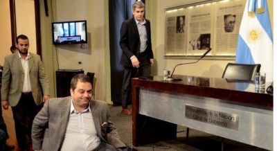 El Gobierno le responde a la CGT. 