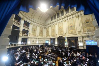 8M en Diputados: los K pidieron, Cambiemos y el FR dieron el s�