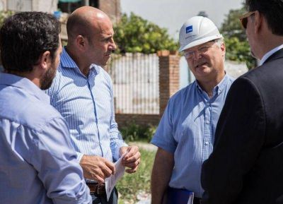Martiniano Molina recorri� obras de agua y cloacas con el director de AySA, Mart�n Heinrich