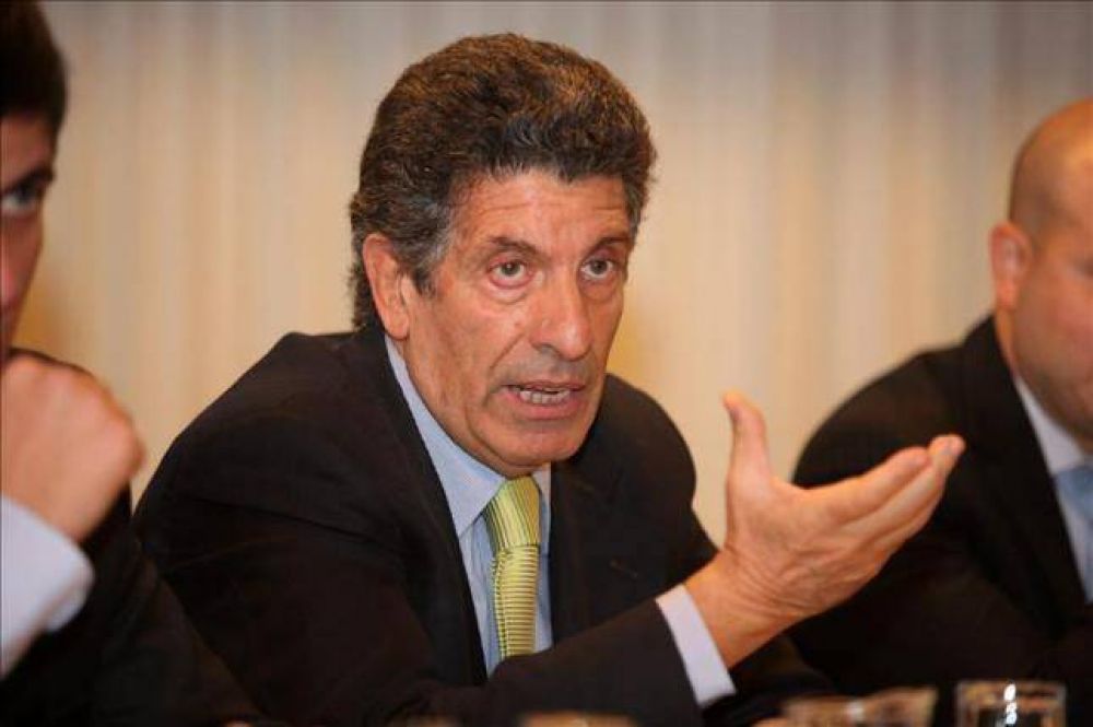 El ex vicepresidente Carlos ''Chacho'' �lvarez declar� en el juicio por encubrimiento del atentado a la AMIA