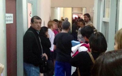 Roca: ATE rechaza recorte de guardias y horas extras en el hospital local