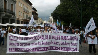 Las mujeres marcharon por las calles del centro