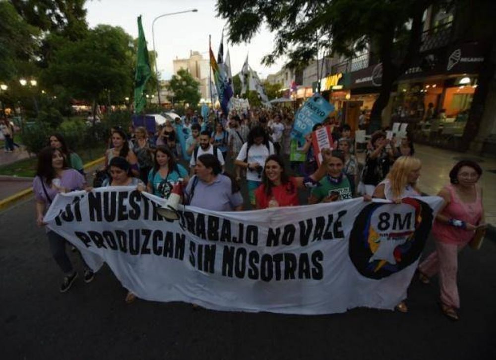 Miles de mujeres clamaron por sus derechos por las calles de San Luis