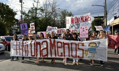 Mujeres marcharon en Pilar para reclamar igualdad y el fin de la violencia de g�nero