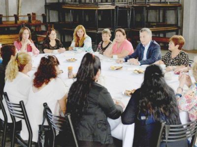 Macri y Vidal en un comedor
