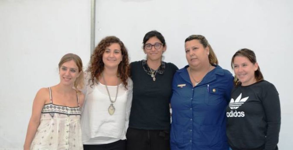 Paro de Mujeres; movilizaci�n y asesor�a legal gratuita en Saladillo