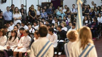 Lifschitz inaugura el ciclo lectivo con anuncios de inversi�n para nuevas salas y cargos docentes