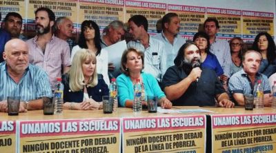 Los gremios docentes extienden el paro y hoy tampoco hay clases