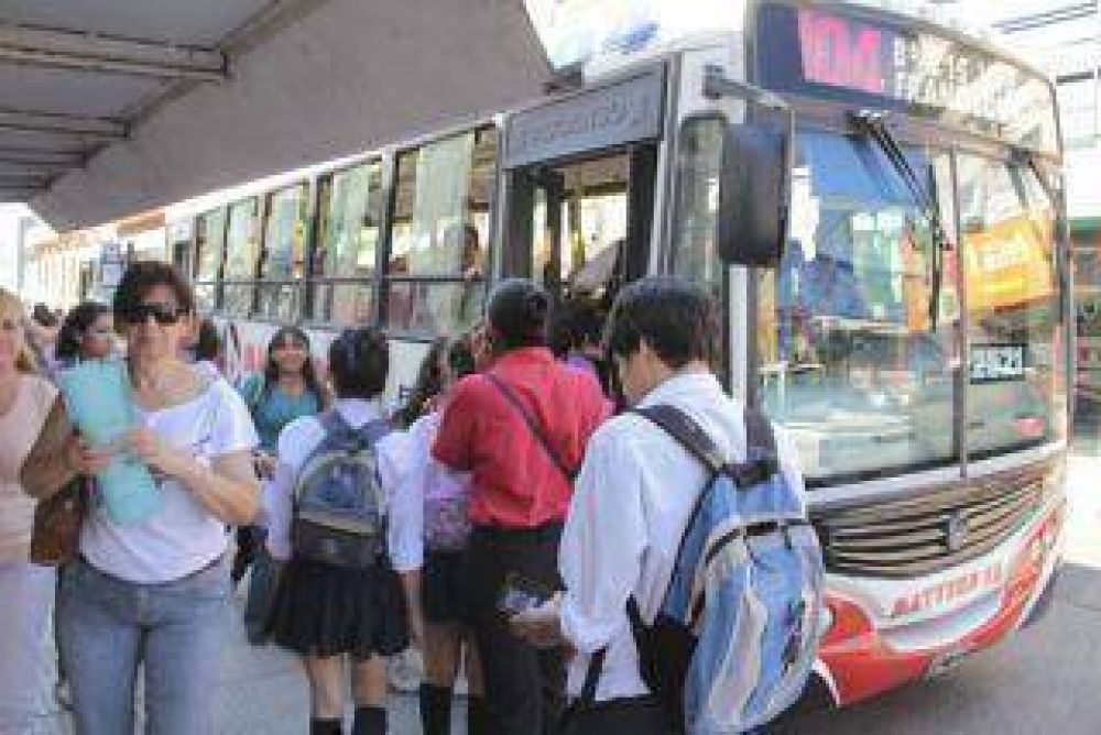 La Provincia invertir 50 millones de pesos para que estudiantes viajen gratis
