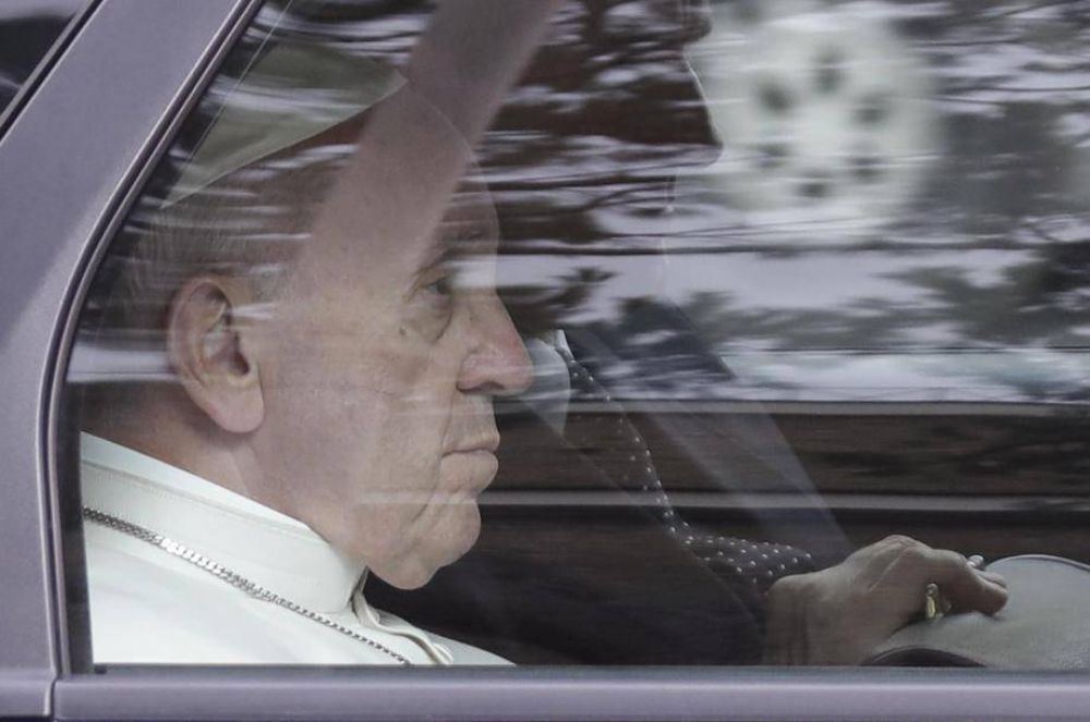 Papa Francisco: hay que reflexionar sobre los �viri probati�