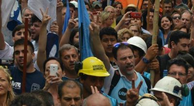 La Provincia admiti� deuda y asoma el acuerdo con la UEPC