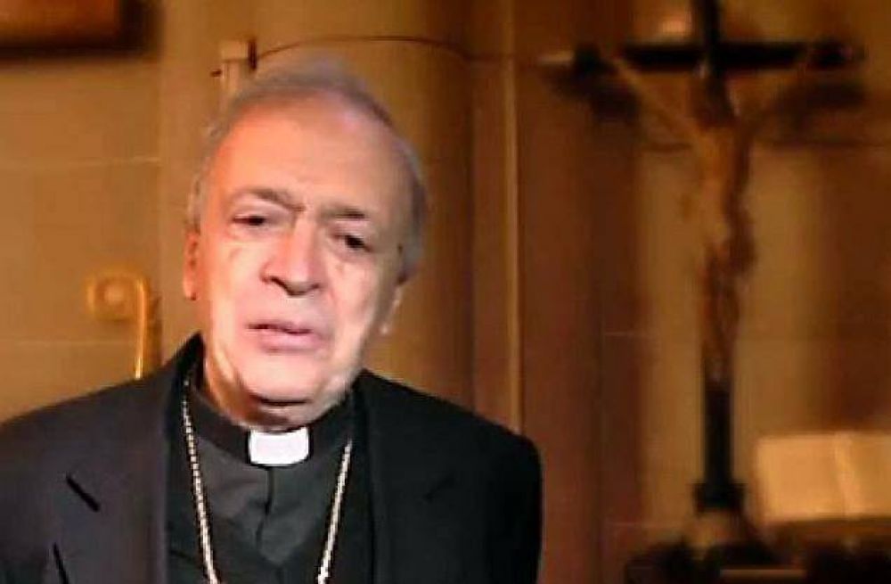 El Obispo Antonio Marino, que renunci� al cargo, pidi� respeto