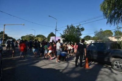 Destrozos, anegamientos y protestas de vecinos a ra�z del temporal en San Nicol�s