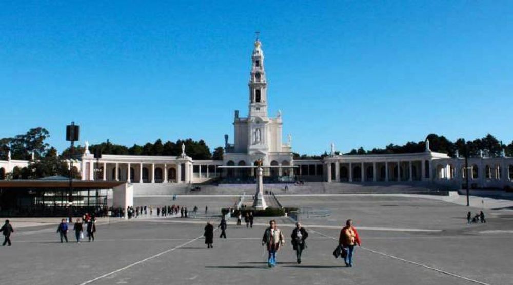 F�tima acoger� 500 mil peregrinos en visita del Papa por 100 a�os de apariciones