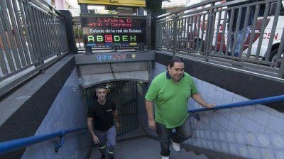 La Justicia revoc� la personer�a gremial de los metrodelegados