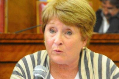 �Crovetto debe dar un paso al costado, pero Arroyo es el responsable de esta situaci�n�