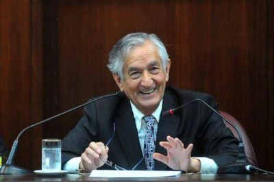 Rodr�guez Sa� contra Macri: �Tiene la pol�tica del l�tigo y la billetera�