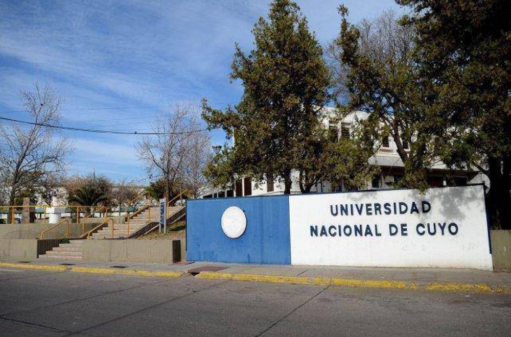 Rcord de alumnos que aprobaron el ingreso a Medicina en la Universidad Nacional de Cuyo