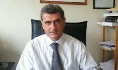 Cr�ticas de un exitendente a la gesti�n de Ducot�