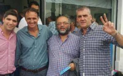 Roberto G�mez con Katopodis