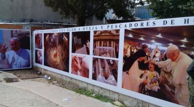 Muestra fotogr�fica de Papa Francisco en fiesta patronal de Santo Cura Brochero