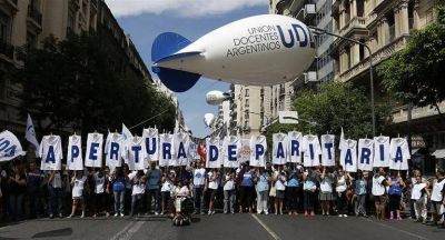 M�s d�as sin clases: docentes ratificaron el paro nacional de 48 horas