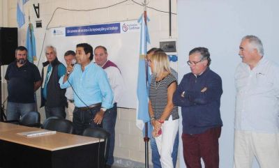 Inauguraron el Ciclo Lectivo 2017 en la Escuela de la UOCRA
