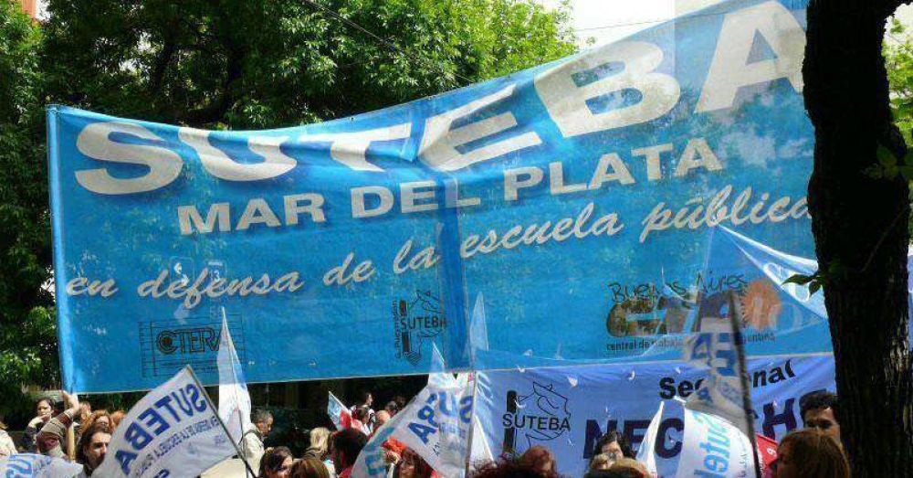 Fuerte adhesi�n en el primero de los cuatro d�as de paro docente