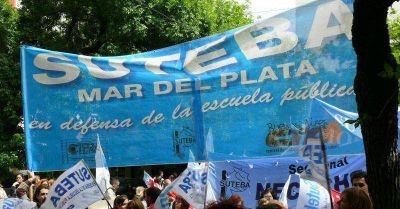 Fuerte adhesi�n en el primero de los cuatro d�as de paro docente