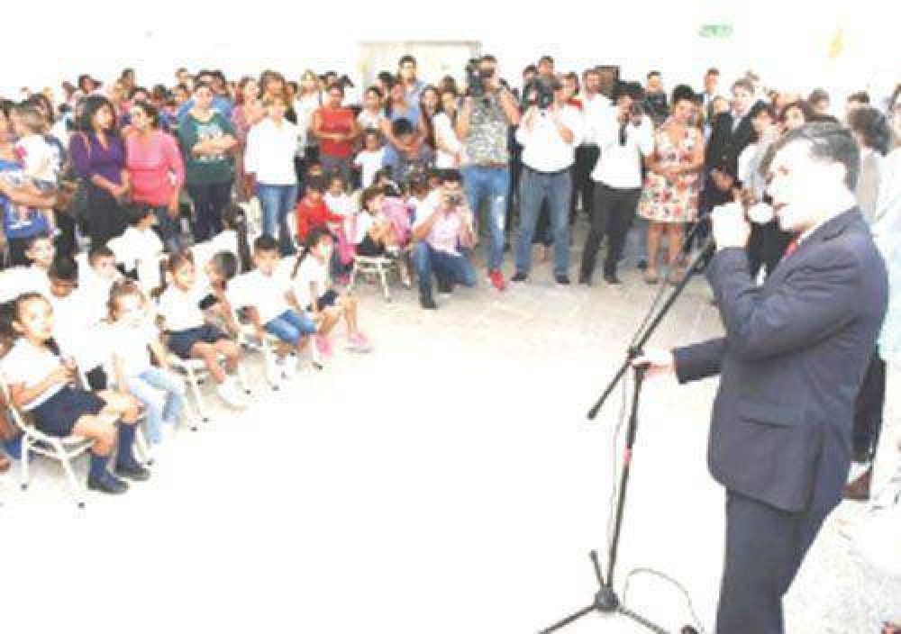 Casas reiter� que La Rioja no termina de recibir sus recursos