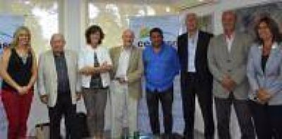 CEAMSE firm� convenio con organismos de arquitectos para realizar un Plan Maestro Paisaj�stico en Villa Dom�nico