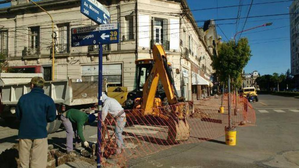 El recambio de ca�os de agua provoc� un corte de luz c�ntrico