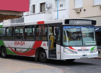Se agudiza el conflicto con los choferes de colectivos en San Nicol�s: 6 d�as sin transporte p�blico