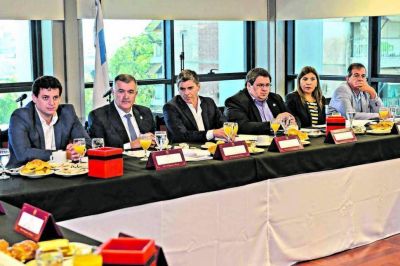 Jaldo advirti� sobre una intromisi�n de la Justicia